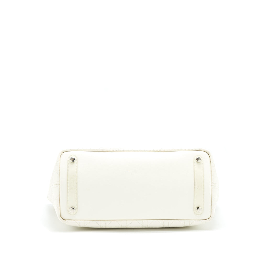 christian-dior-canvas-and-leather-tote-bag-in-creamy-white