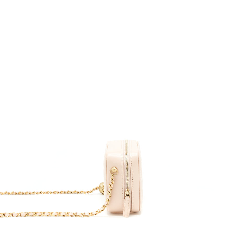 chanel-pearl-crush-mini-camera-case-with-chain-lambskin-light-beige-ghw