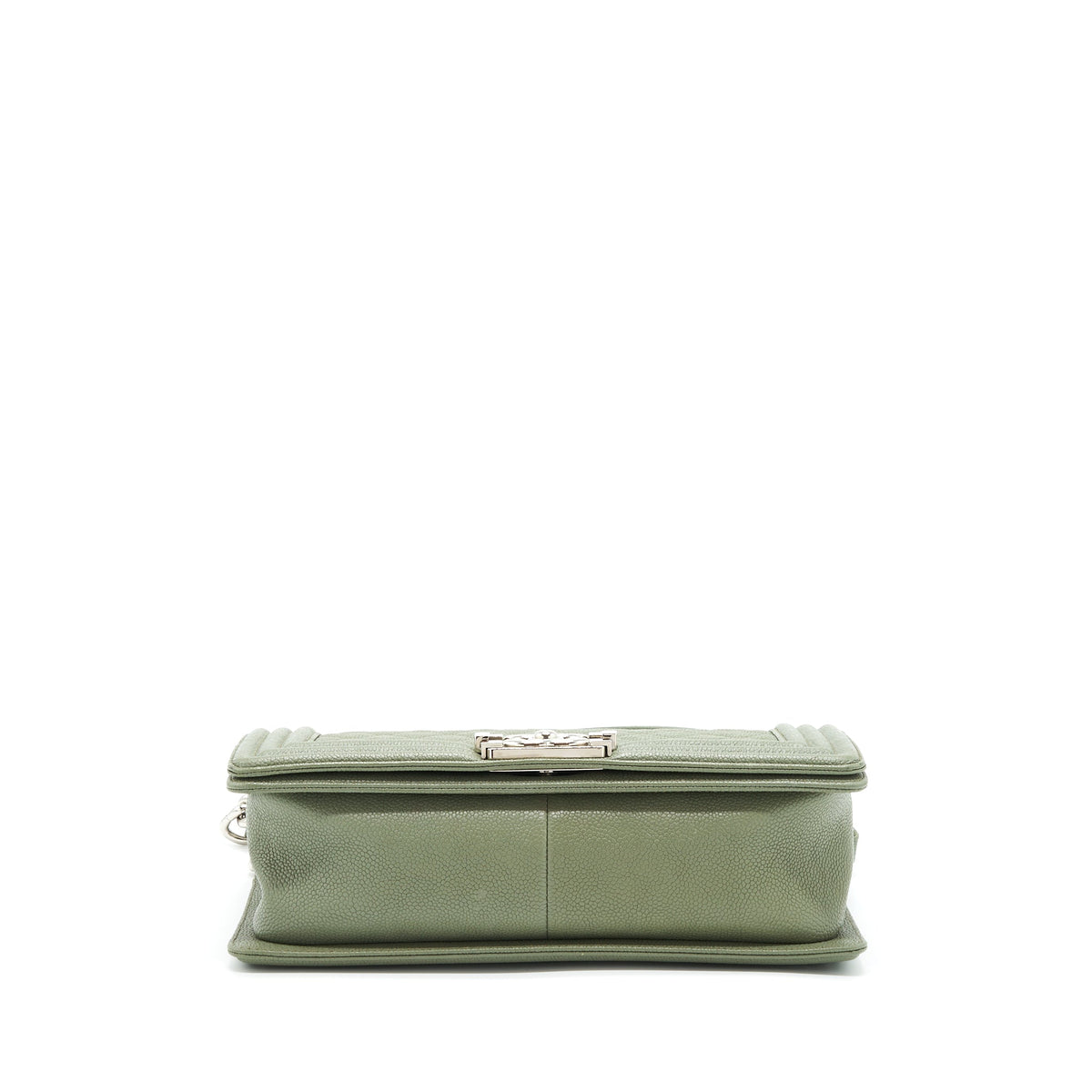 chanel-medium-boy-bag-caviar-light-green-lghw