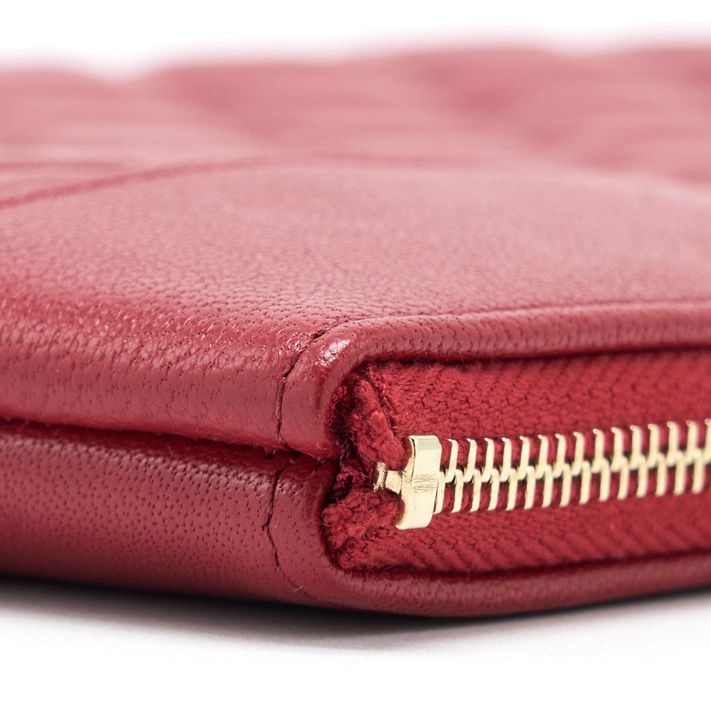 chanel-cc-logo-quilted-zip-pouch-clutch-calfskin-red-ghw