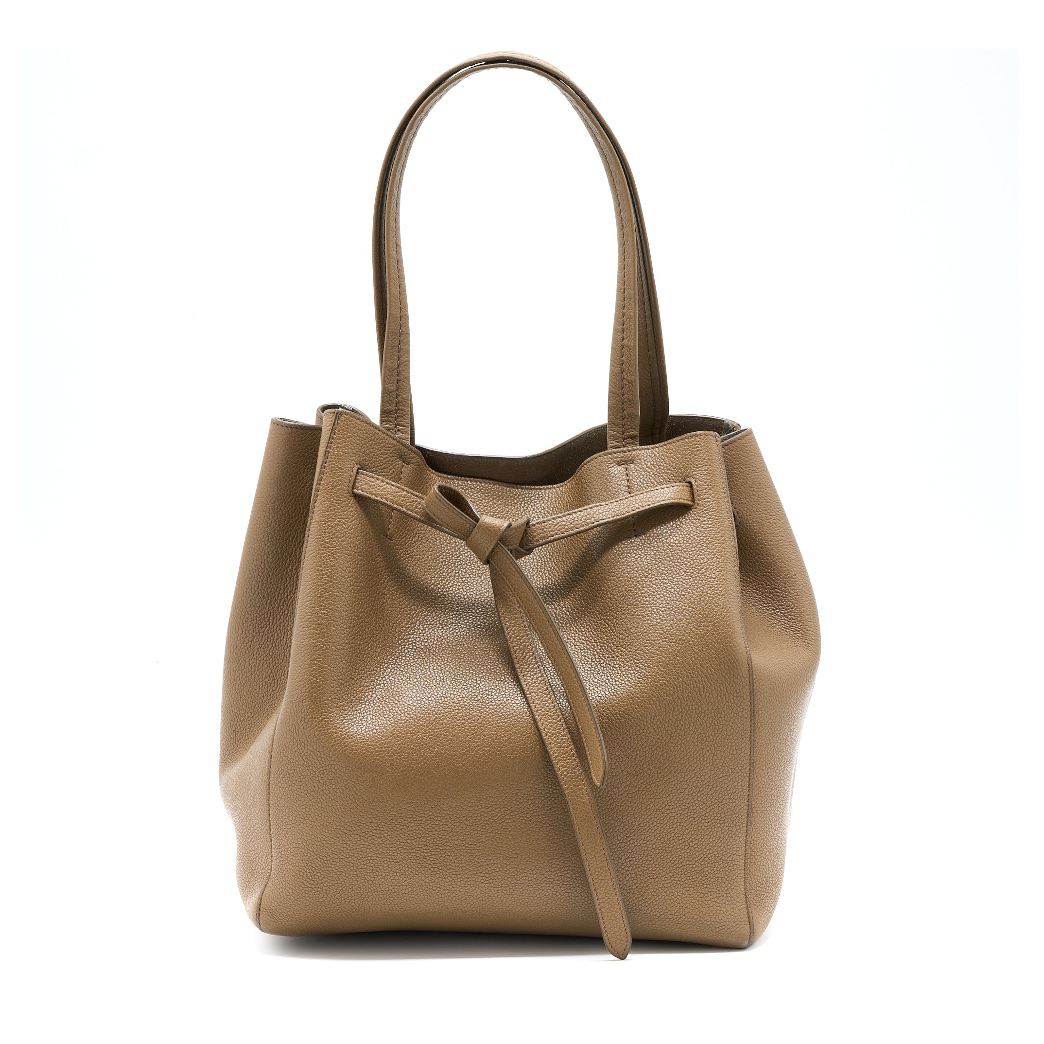 celine-small-cabas-phantom-calfskin-taupe-shw