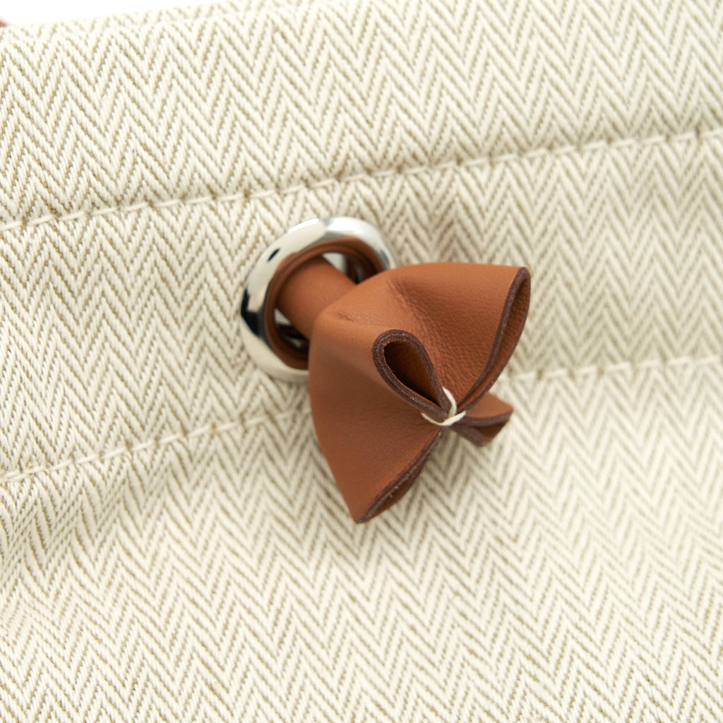hermes-aline-grooming-bag-gold-craie