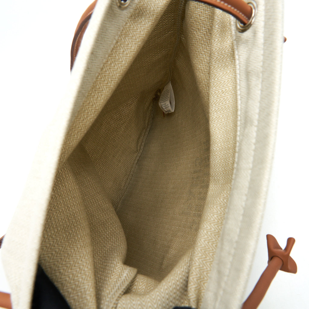 hermes-aline-grooming-bag-gold-craie