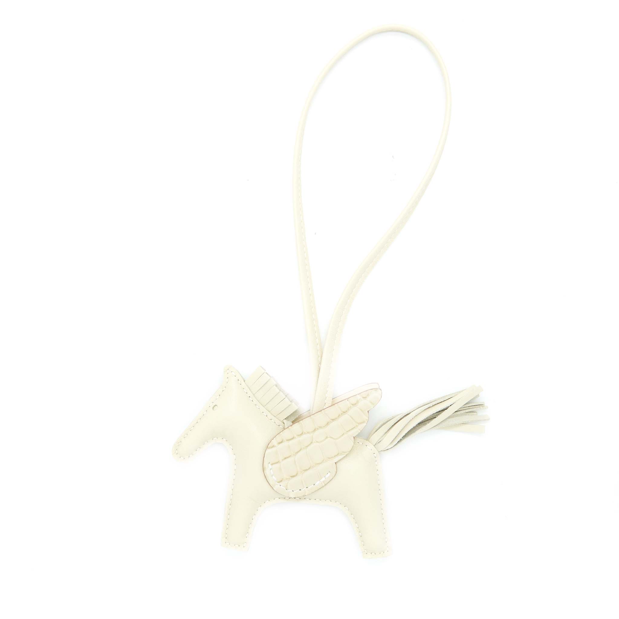hermes-rodeo-pegase-pm-bag-charm-alligator-touch-craie-nata-beton-stamp-u