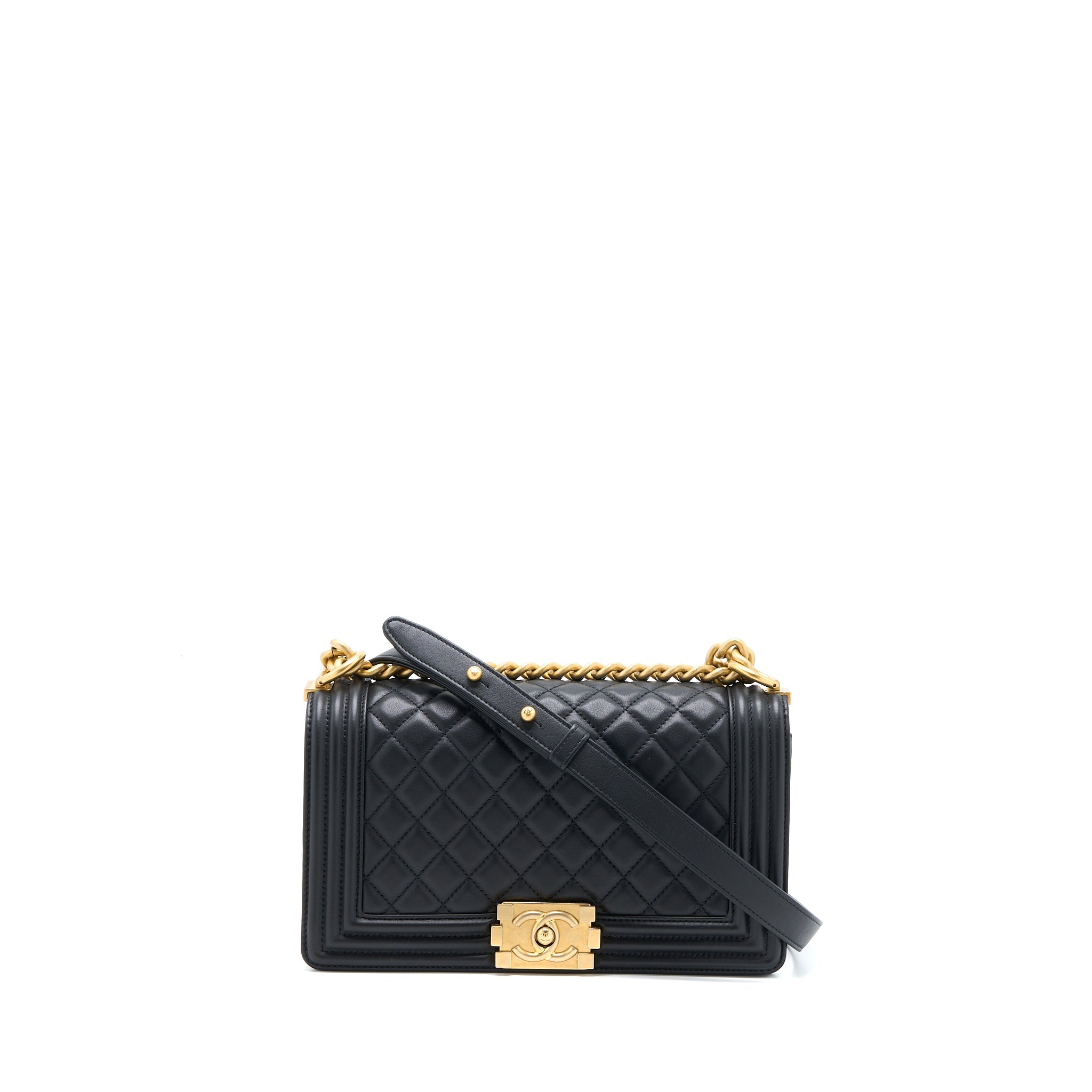 chanel-medium-boy-bag-lambskin-black-brushed-ghw