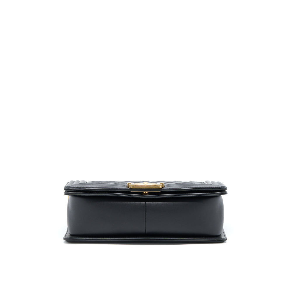 chanel-medium-boy-bag-lambskin-black-brushed-ghw
