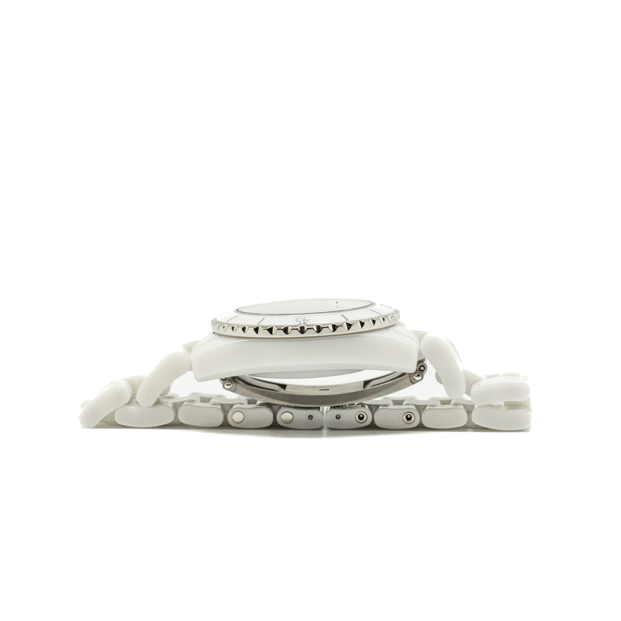 chanel-j12-watch-33mm-ceramic-and-steel-quartz-movement