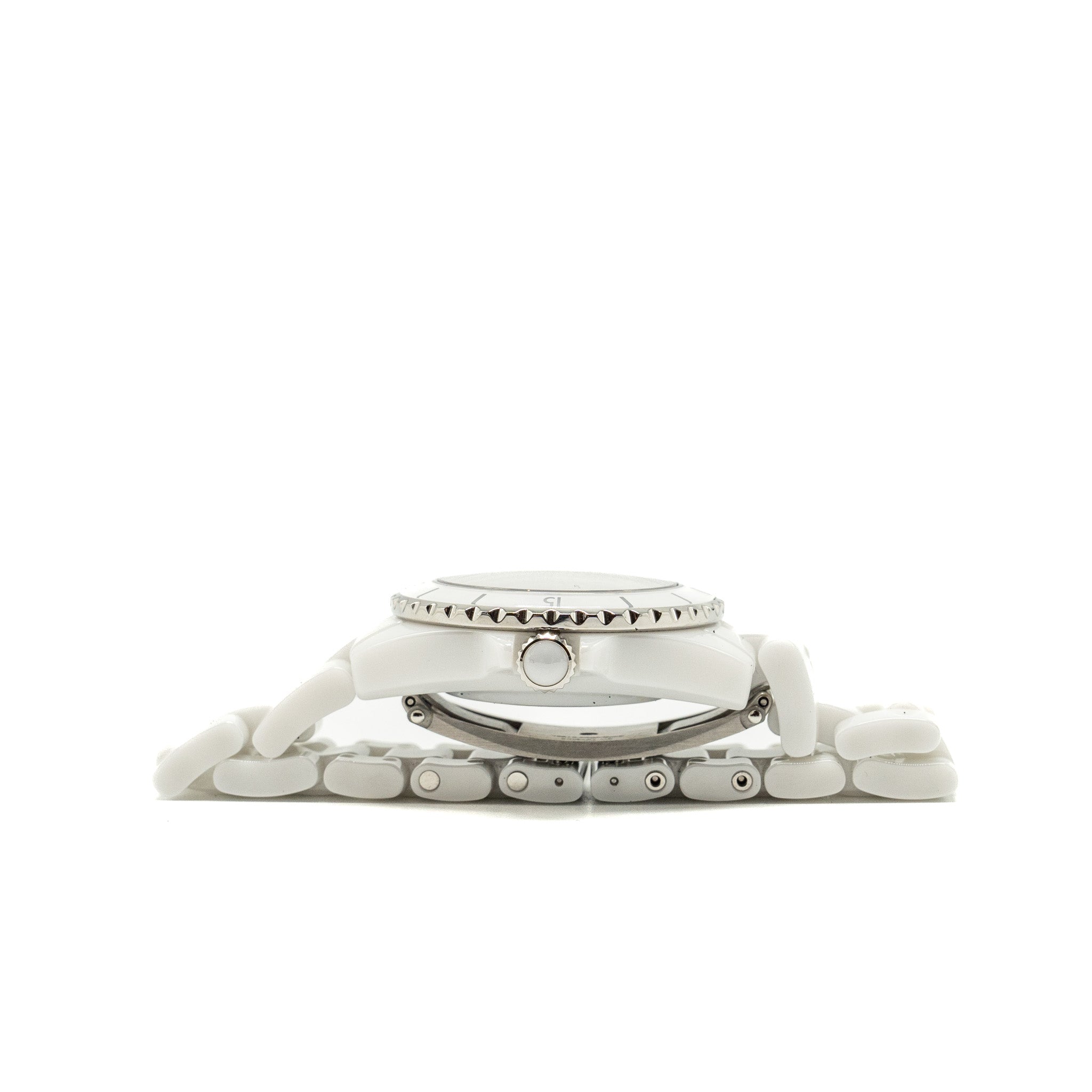 chanel-j12-watch-33mm-ceramic-and-steel-quartz-movement