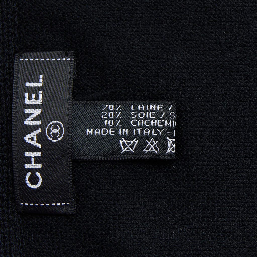 chanel-21s-scarf-wool-black-white