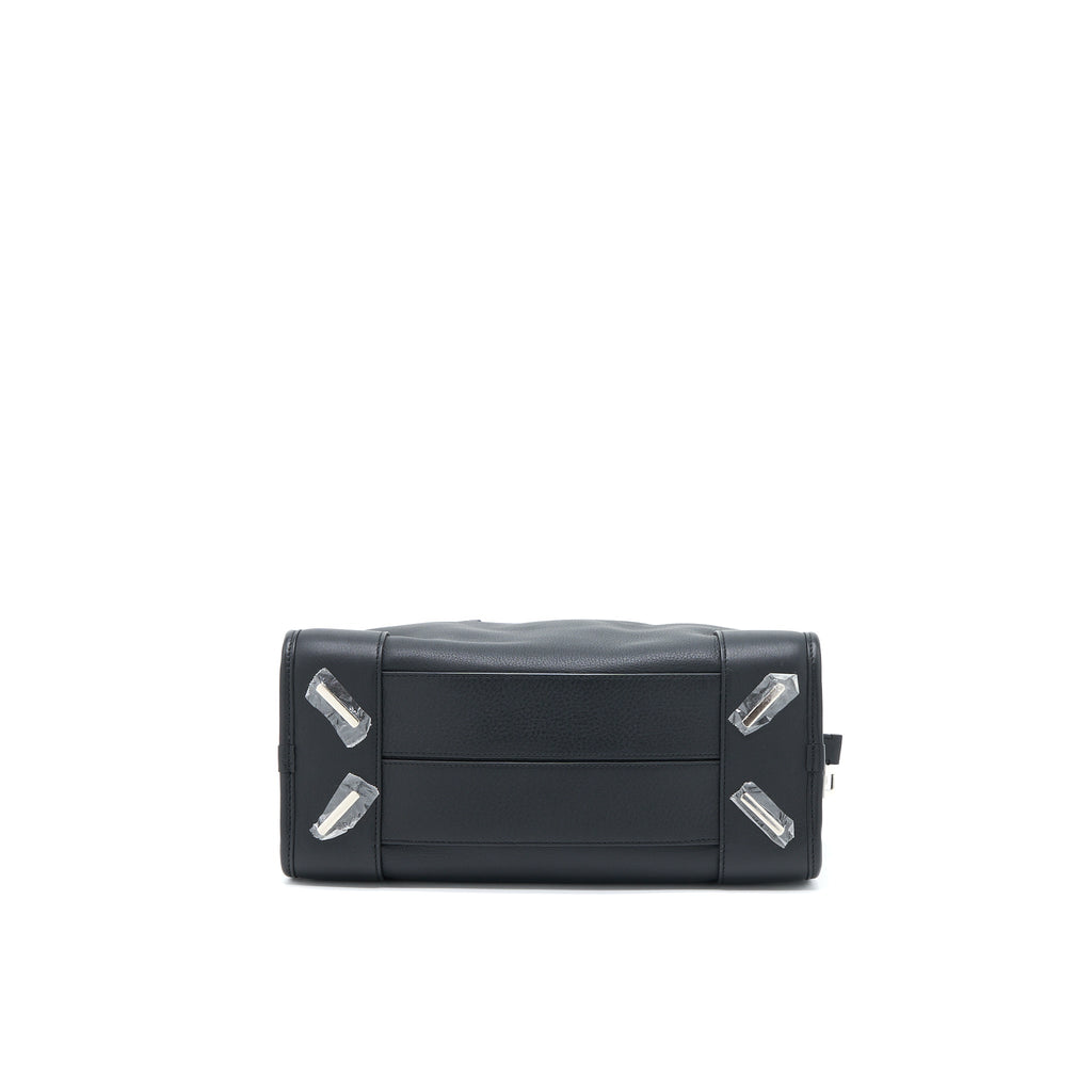 loewe-bolso-amazona-28-calfskin-black-shw
