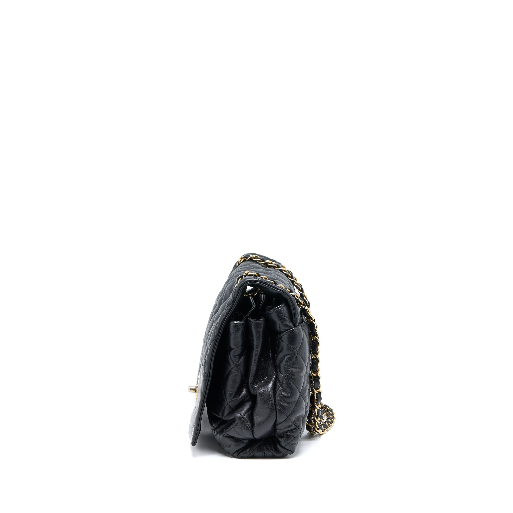 chanel-quilted-seasonal-flap-bag-black-ghw