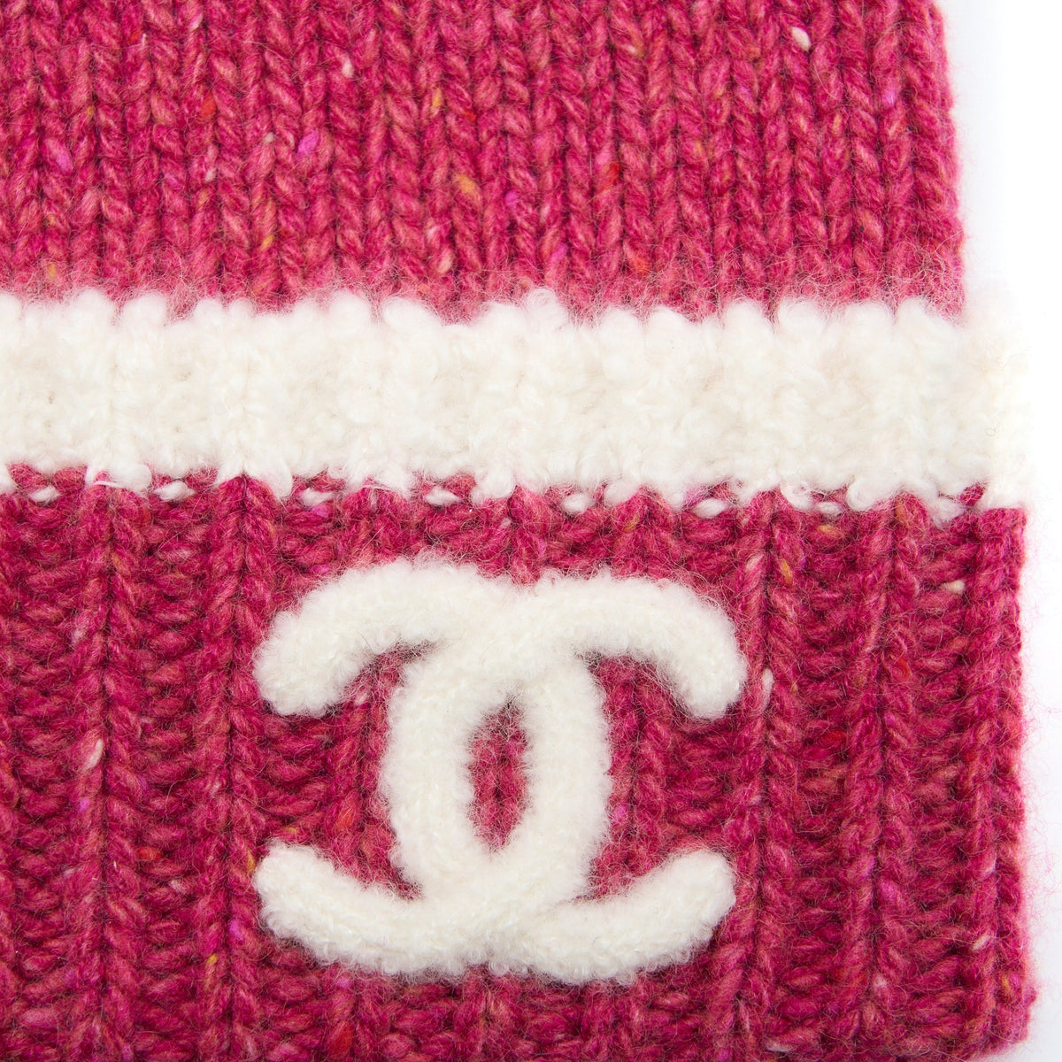 chanel-beanie-hat-cashmere-pink-white
