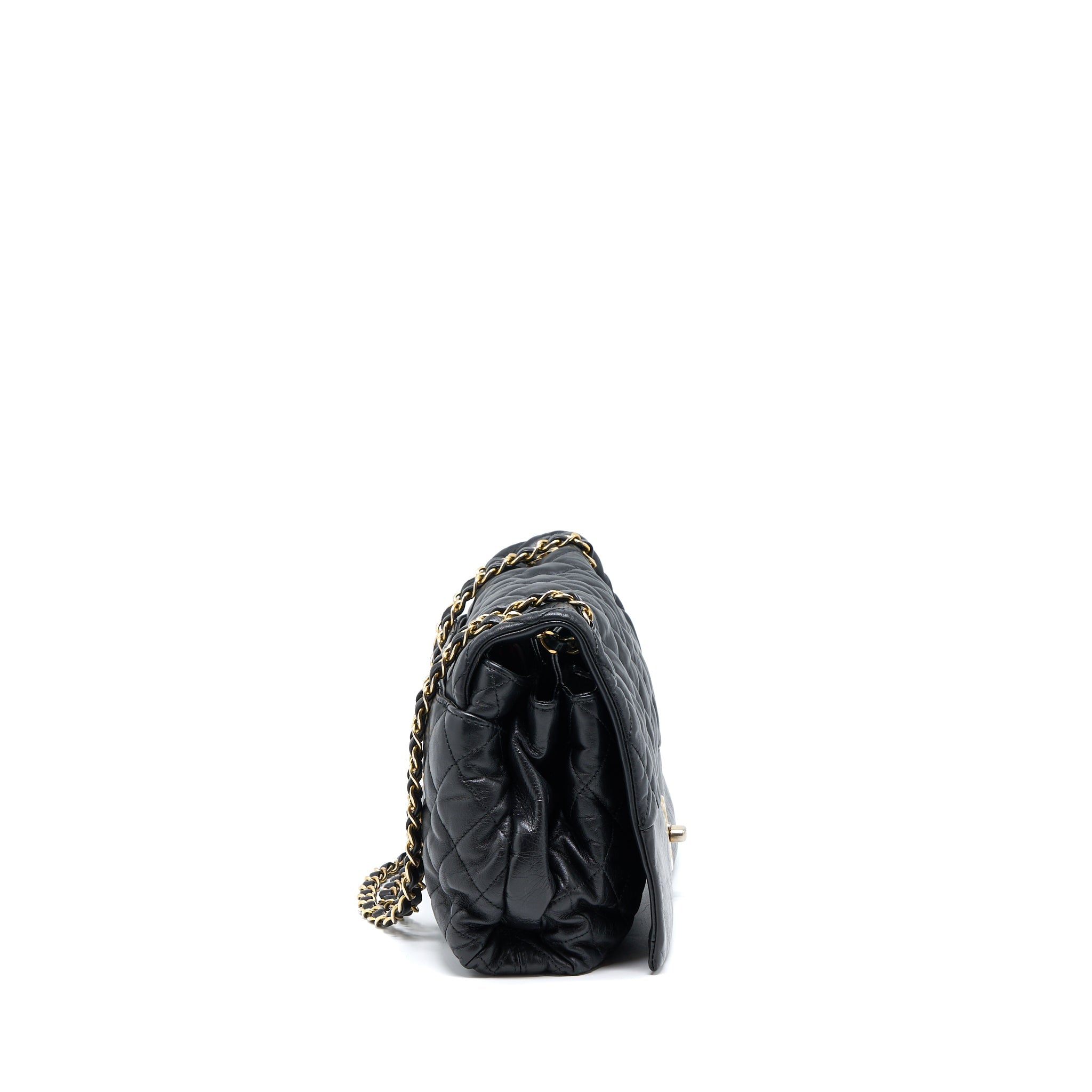 chanel-quilted-seasonal-flap-bag-black-ghw
