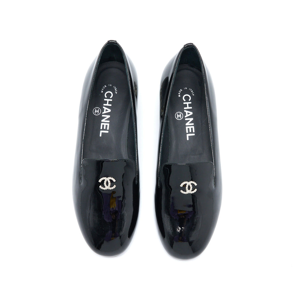 chanel-size-35-5-loafer-with-pearl-patent-black