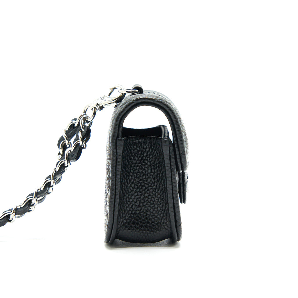 chanel-airpods-case-with-chain-caviar-black-shw