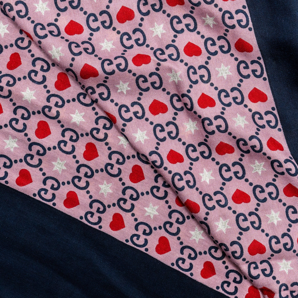 gucci-silk-wool-scarf-gg-supreme-heart-printed-multicolour