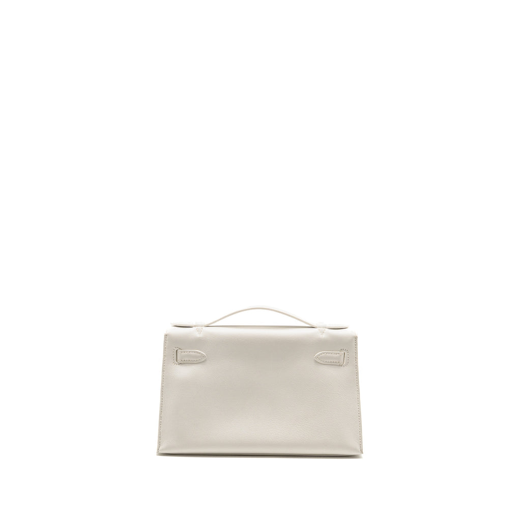 hermes-kelly-pochette-swift-blanc-ghw-stamp-square-l