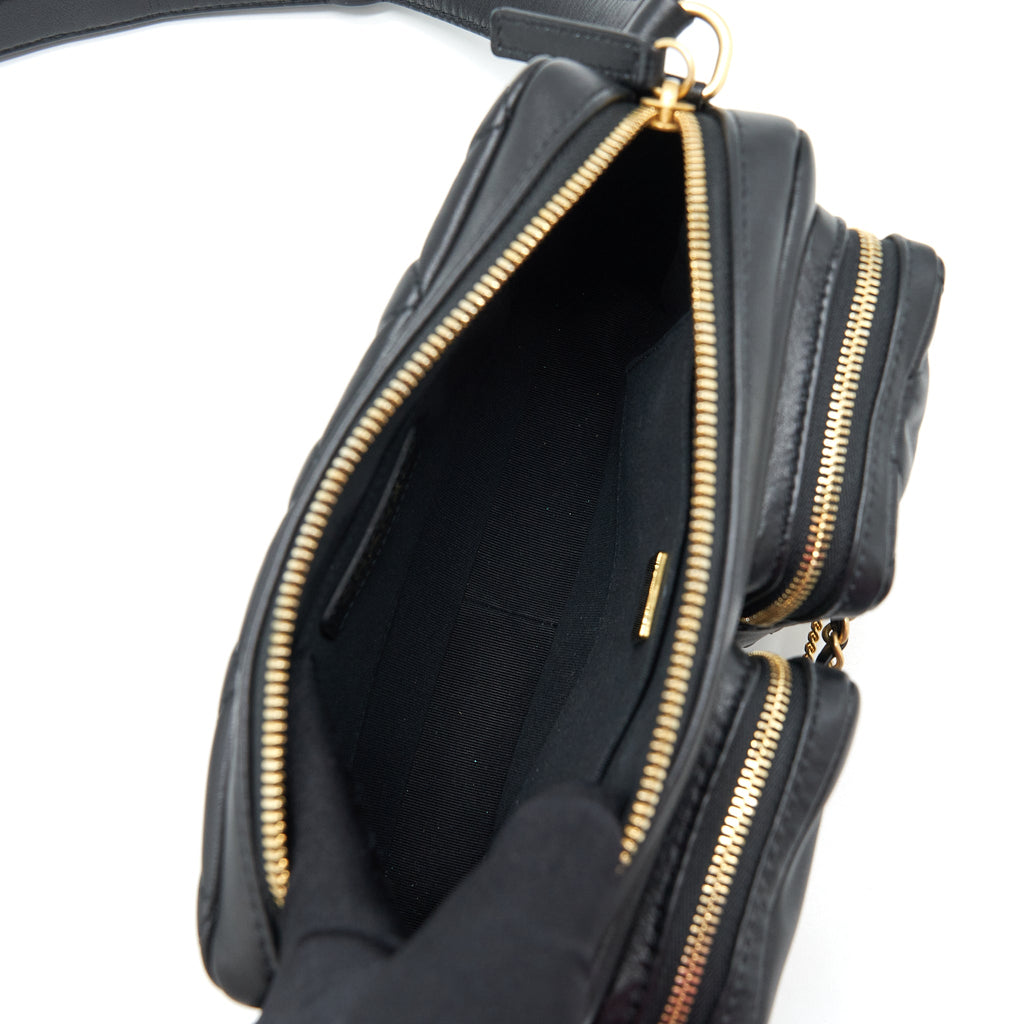 chanel-22c-camera-bag-calfskin-black-ghwmicrochip
