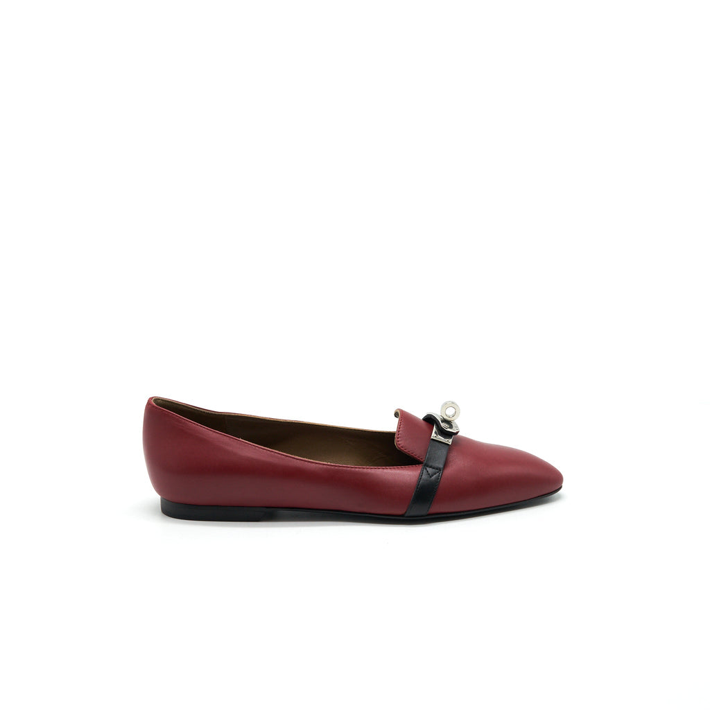 hermes-buckle-flat-shoes-in-red