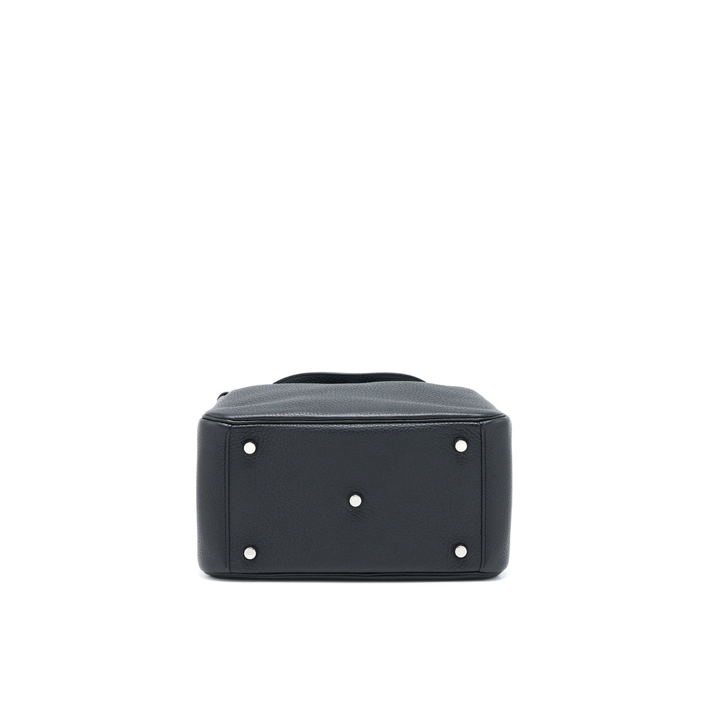 hermes-lindy-26-clemence-black-shw-stamp-y-1