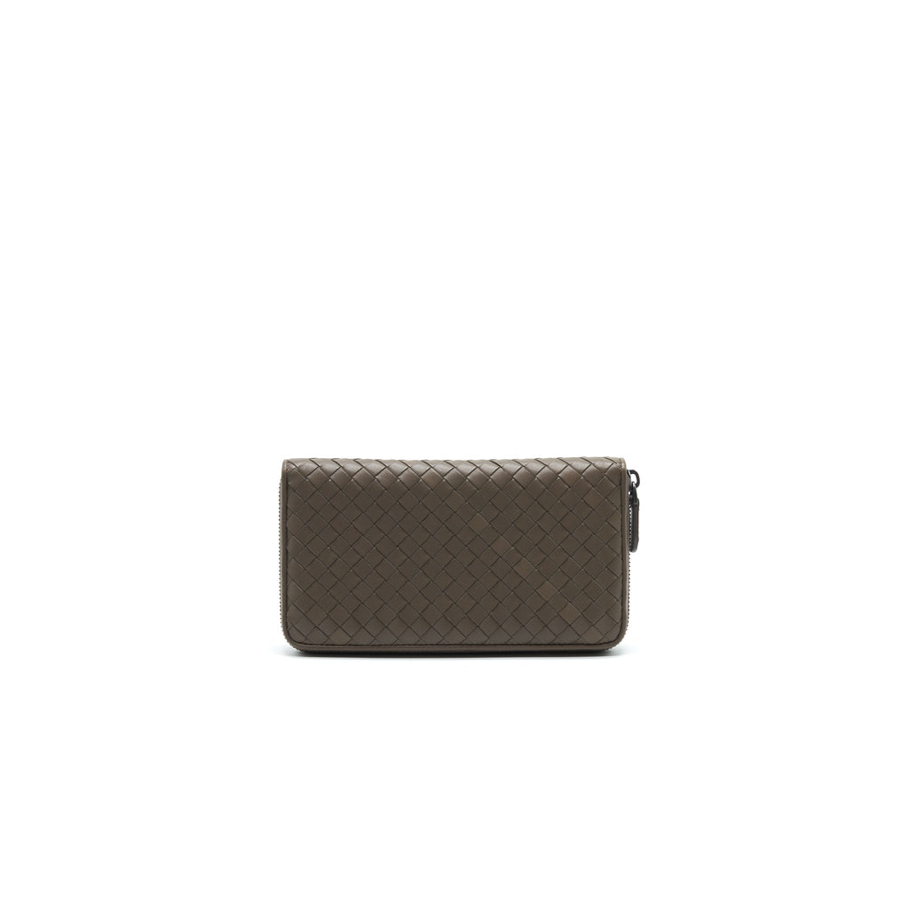 bottega-veneta-zipper-wallet
