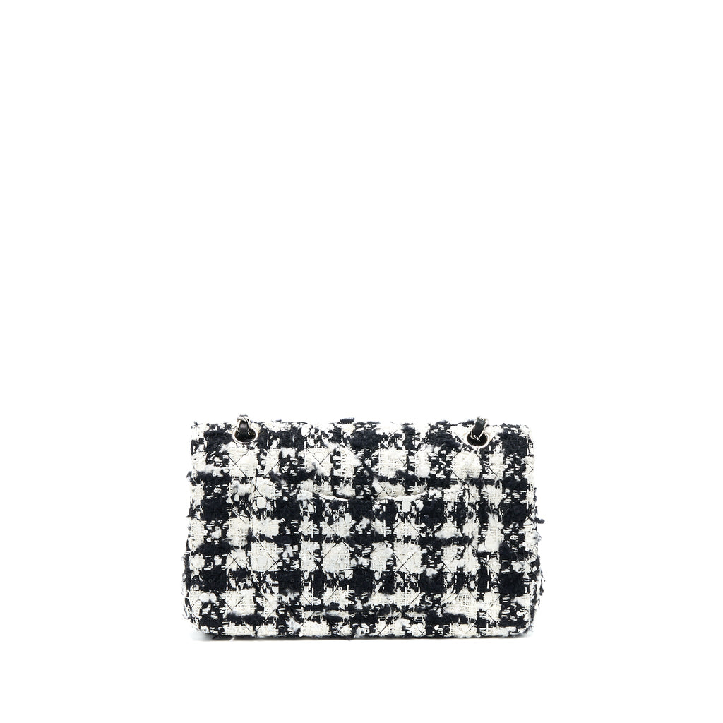 chanel-vintage-medium-classic-flap-bag-tweed-black-and-white-shw