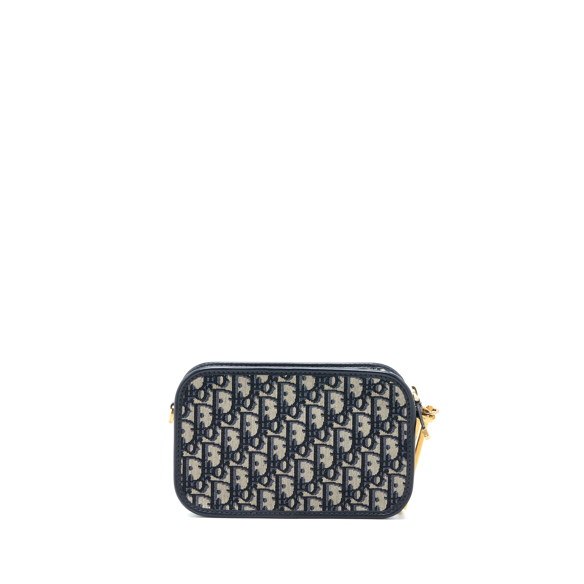 dior-diorquake-pouch-blue-oblique-canvas-with-an-extra-strap