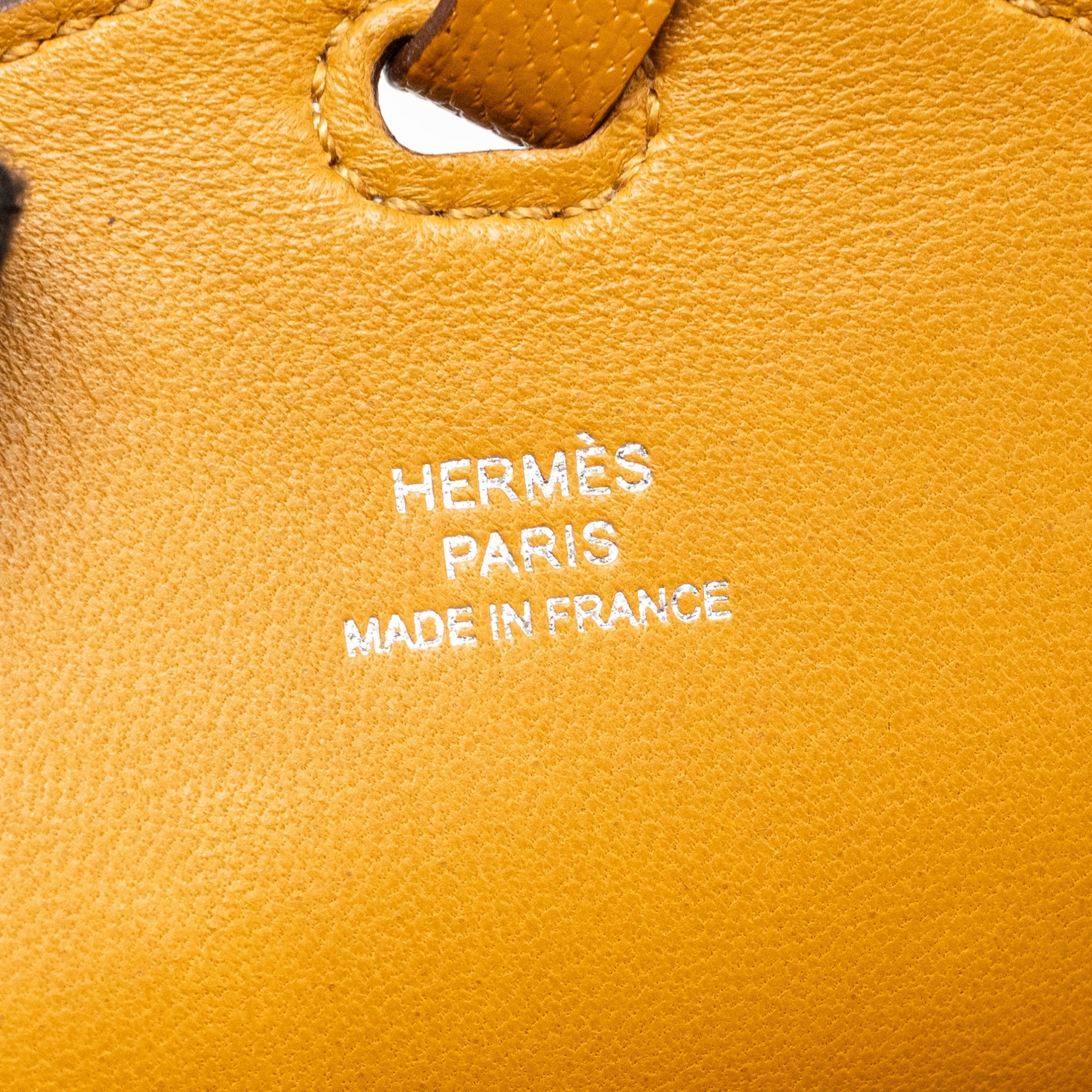 hermes-in-the-loop-to-go-gm-phone-case-chevre-mysore-caramel-shw-stamp-z