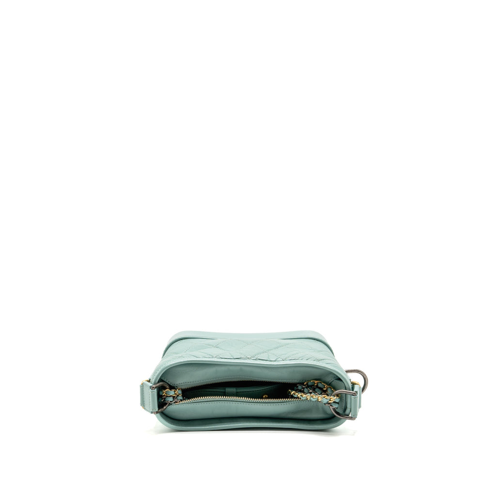 chanel-small-gabrielle-hobo-bag-calfskin-green-multicolour-hardware