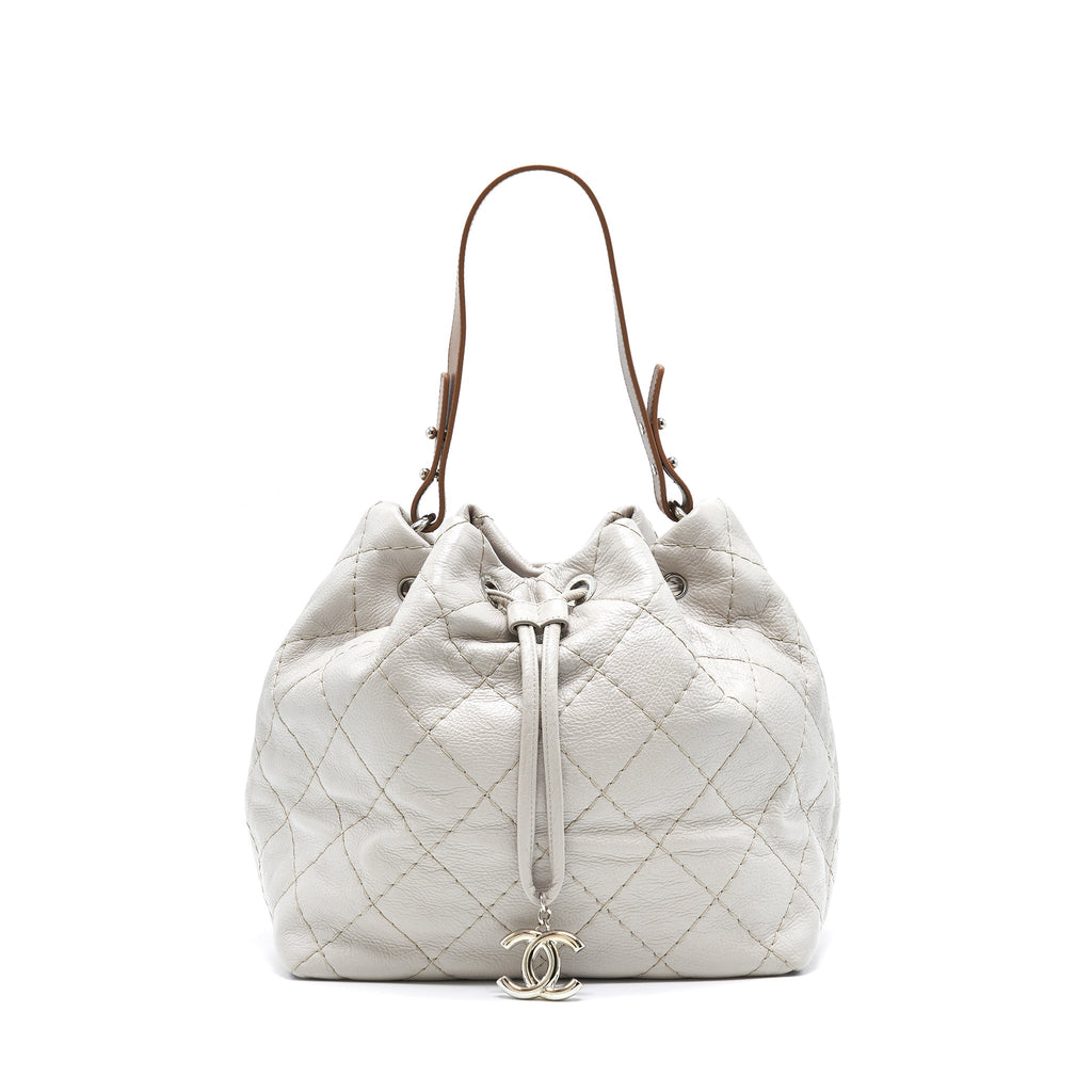 chanel-caviar-bucket-tote-bag-grey-shw-serial15