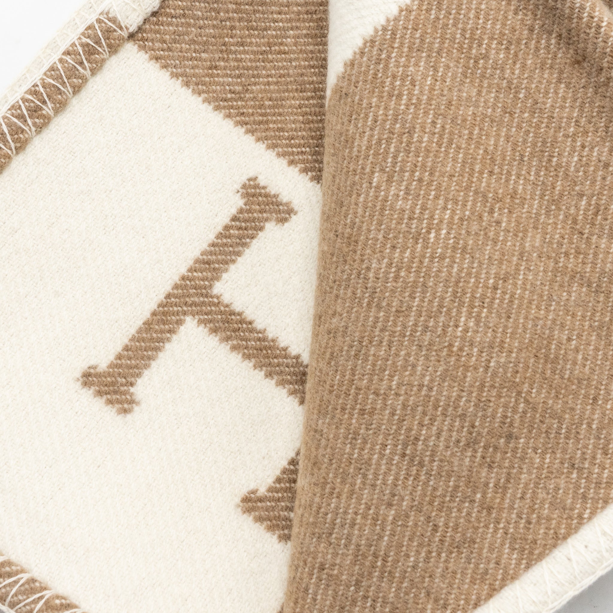 hermes-avalon-baby-blanket-merinos-wool-cashmere-noisette-moyen-blanc
