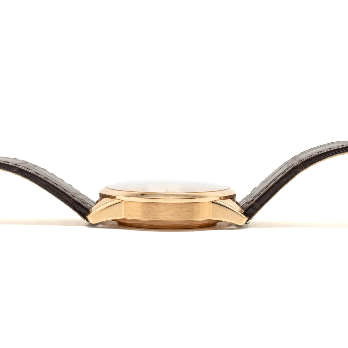 jaeger-lecoultre-geophysic-universal-time-watch-automatic-rose-gold-model-q8102520