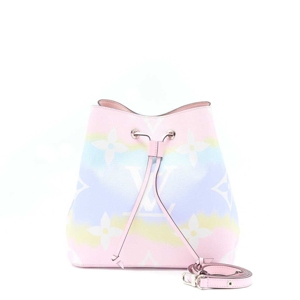 louis-vuitton-neo-noe-monogram-escale-pastel-multicoloured-shw
