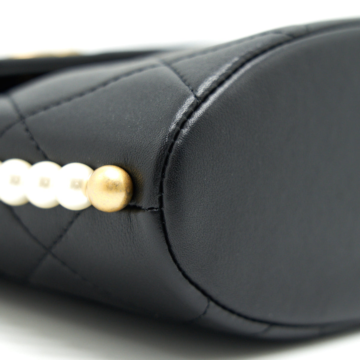 chanel-small-hobo-bag-with-pearls-black-calfskin-ghw