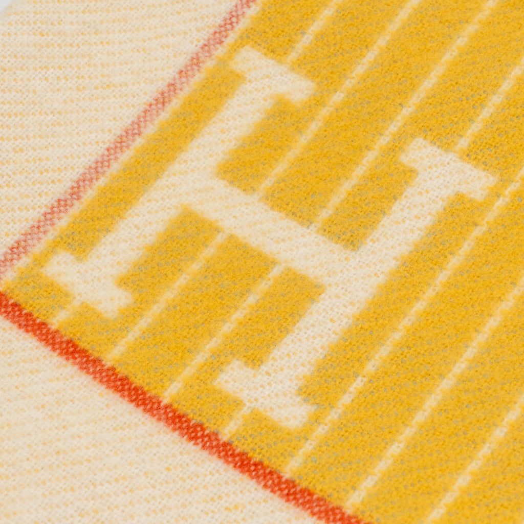 hermes-avalon-passe-passe-baby-blanket-miel-1