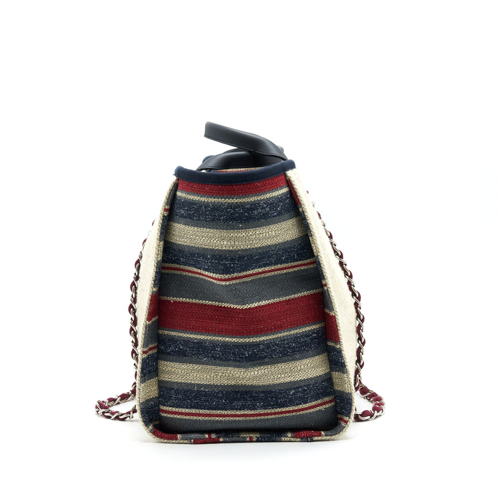 chanel-deauville-tote-in-canvas-multicolored