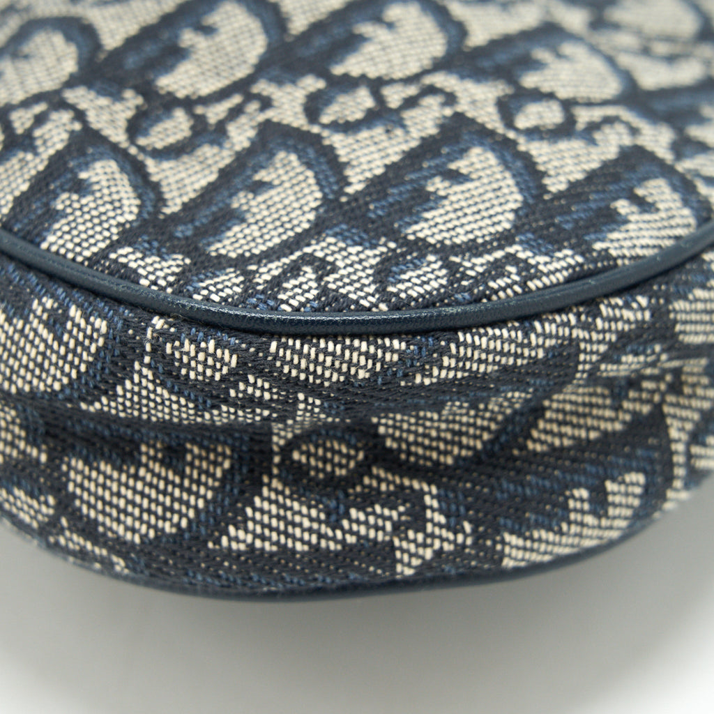dior-vintage-saddle-pochette-year-2003