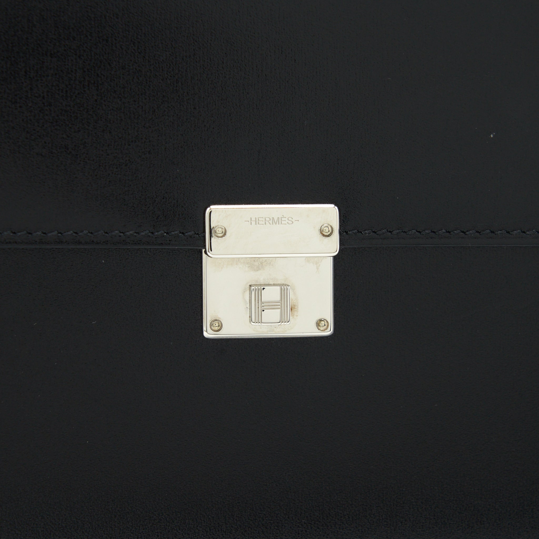 hermes-clic-16-wallet-box-calfskin-black-shw