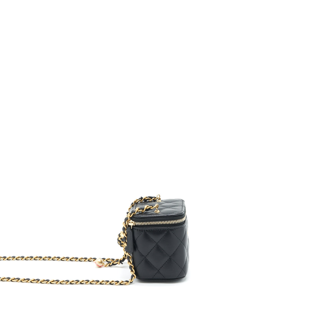 chanel-22s-pearl-crush-mini-vanity-with-chain-lambskin-black-with-ghw