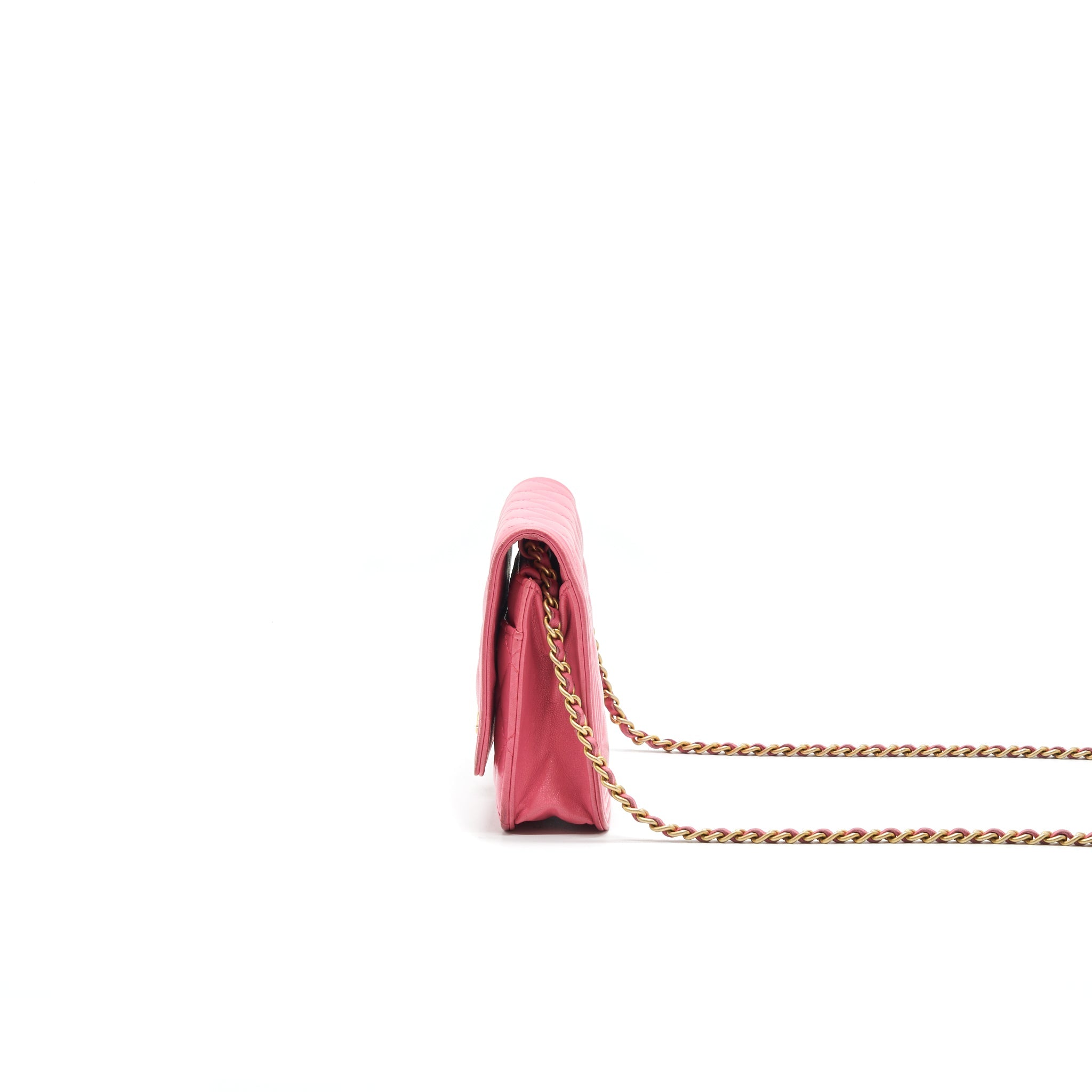 chanel-boy-wallet-on-chain-pink-ghw
