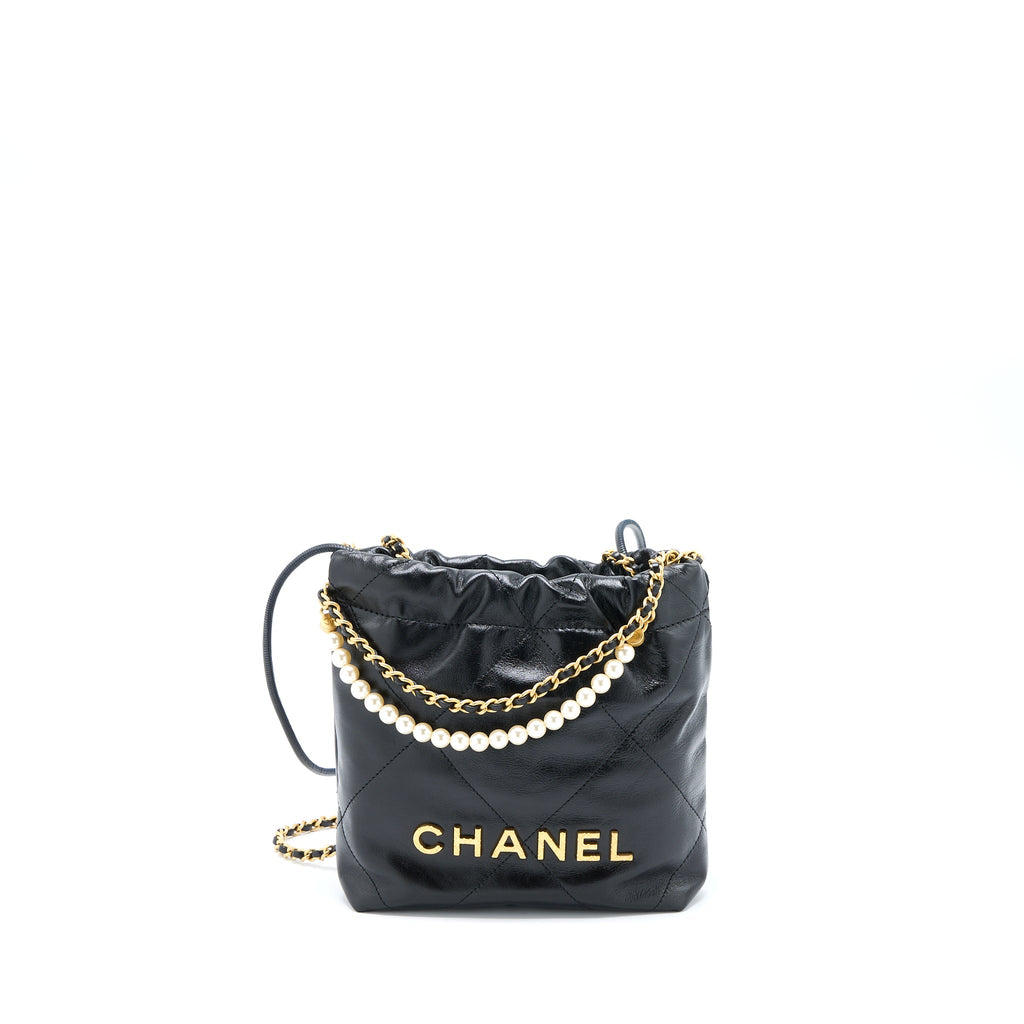 chanel-23s-mini-22-bag-with-pearl-shiny-calfskin-black-ghw-microchip-2