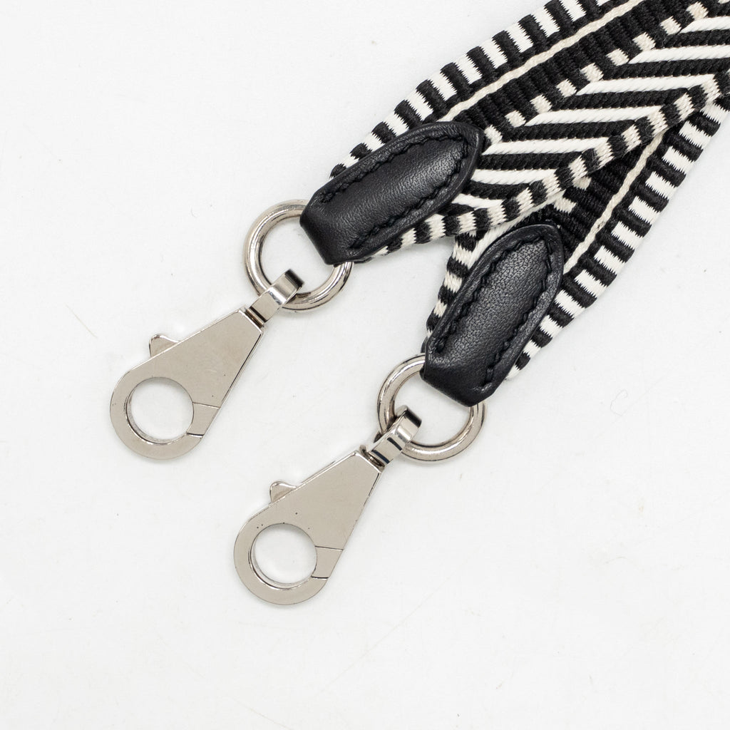 hermes-85cm-canvas-swift-black-white-shw-stamp-d