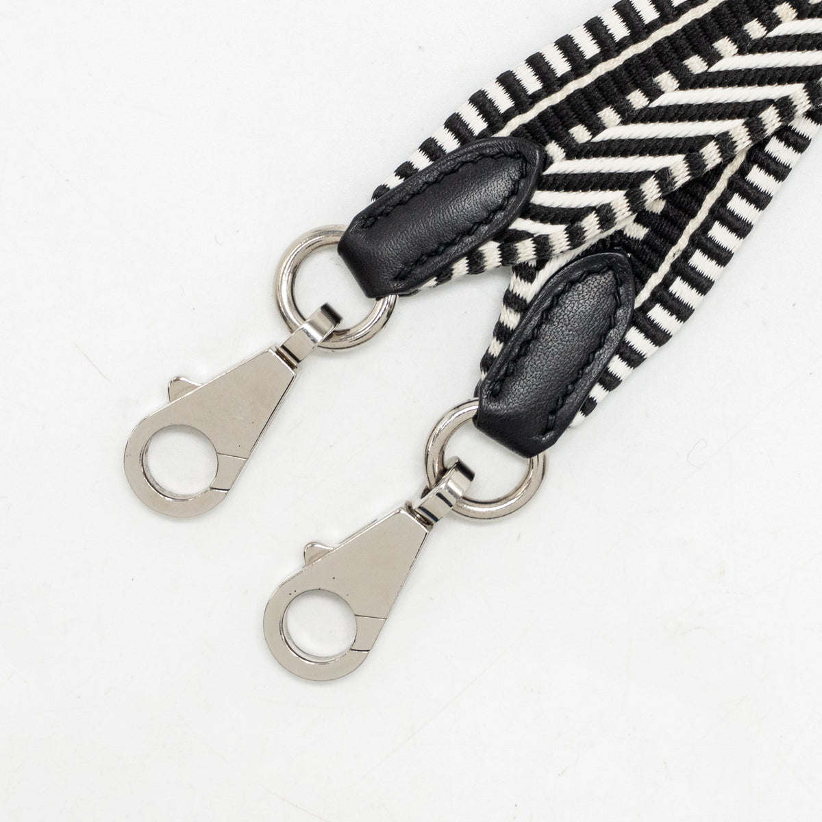hermes-85cm-canvas-swift-black-white-shw-stamp-d