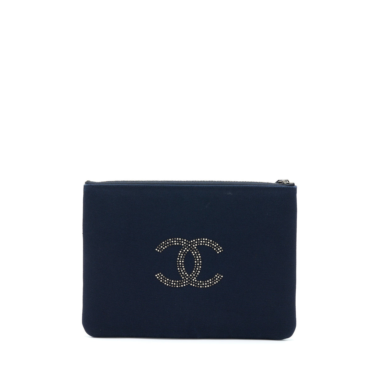 chanel-cc-logo-studded-clutch-limited-edition-black-hardware