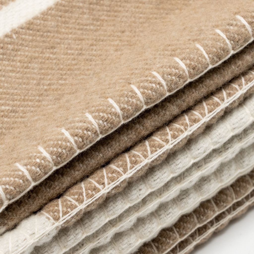 hermes-95x135cm-avalon-baby-blanket-merinos-wool-cashmere-noisette-moyen