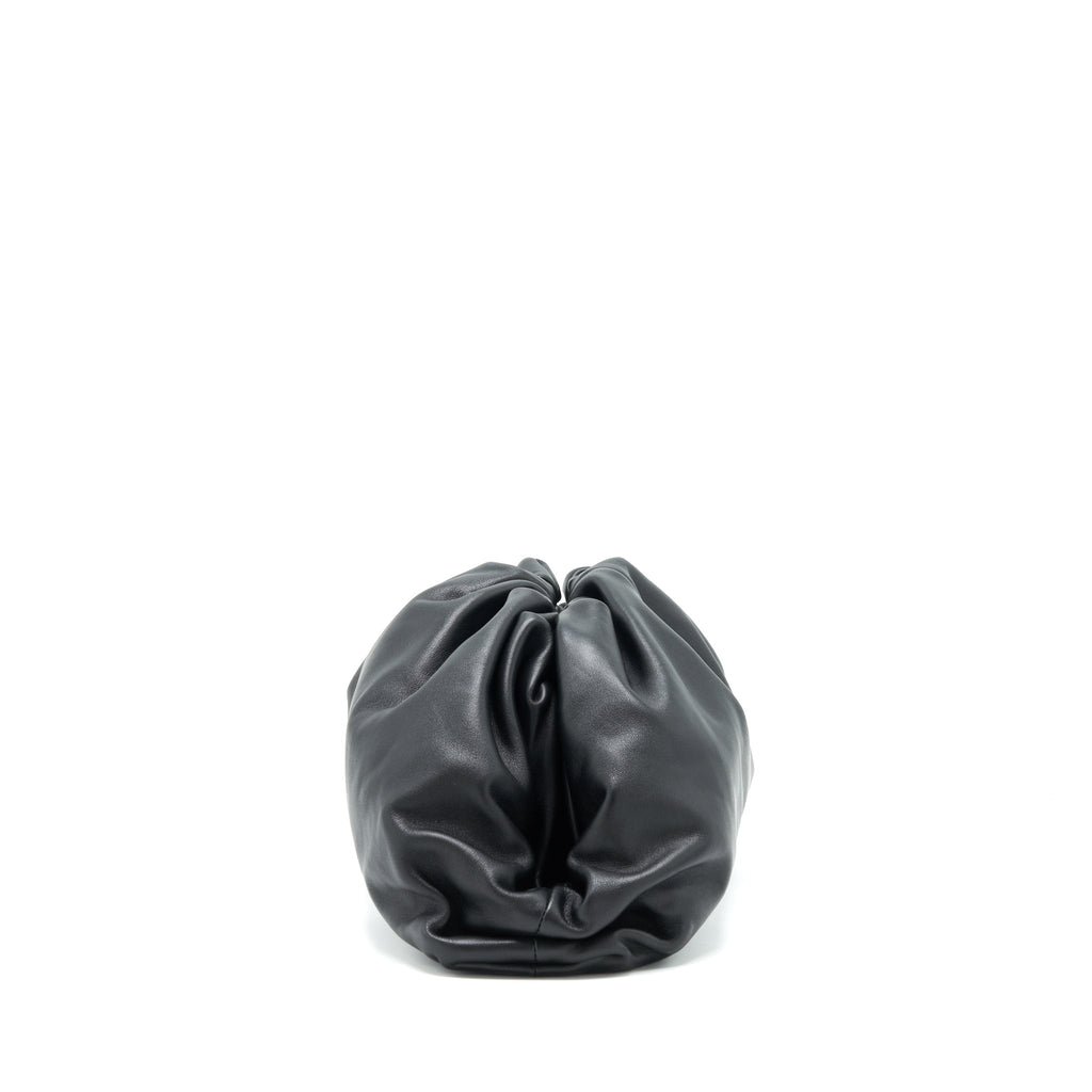 bottega-veneta-calfskin-clutch-black