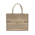 dior-tote-bag-grey-white50-ma-0290