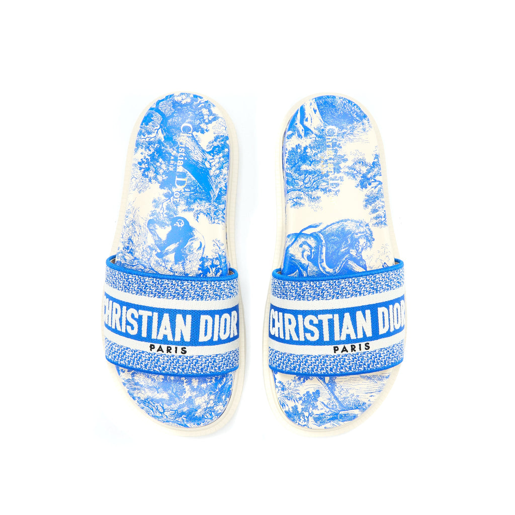 dior-size-38-sandal-embroidered-cotton-blue-white