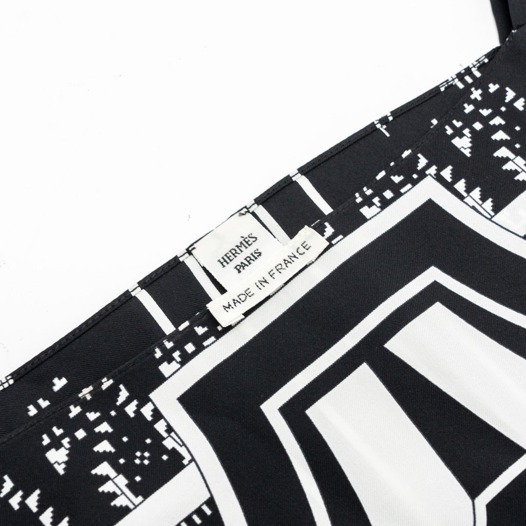 hermes-size-34-silk-dress-tunique-belted-black-white-1