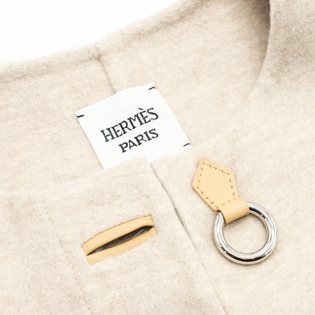 hermes-size-36-paletot-fermoir-anneaux-coat-baby-cashmere-beige-glaise-copy